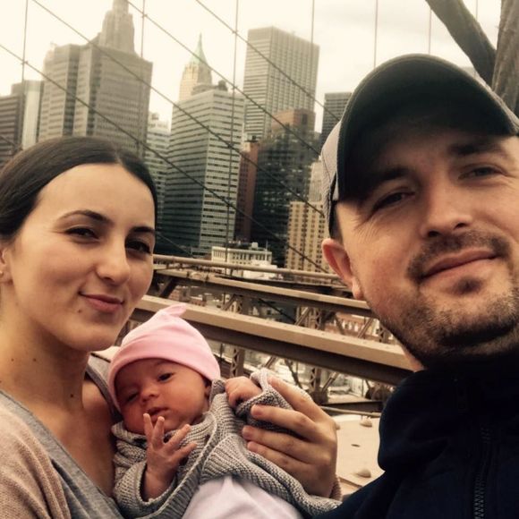 Meet your Posher, Arbenita - Picture 1 of 1